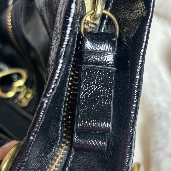 m351 Vintage Coach Black Patent Leather Poppy Daisy Liquid Glass Tote Purse Bag - Picture 12 of 13